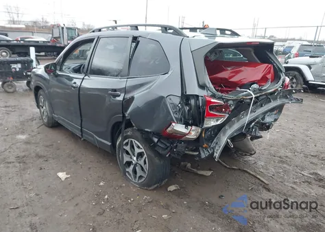 2023 Subaru Forester Premium z USA, uszkodzony, nr VIN JF2SKAEC1PH475603
